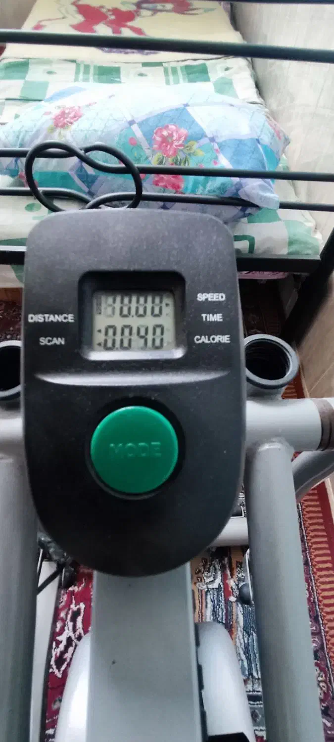 دوچرخه ثابت ورزشی|تجهیزات ورزشی|صدرا-فارس, فاز ۱|دیوار