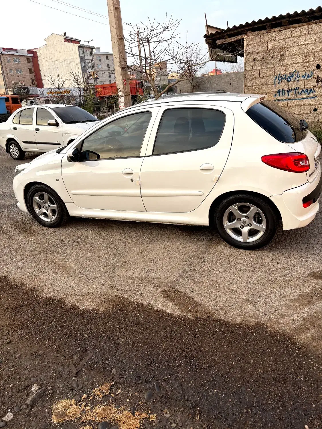 ۲۰۷ مدل ۹۷|خودرو سواری و وانت|رشت, یخسازی|دیوار