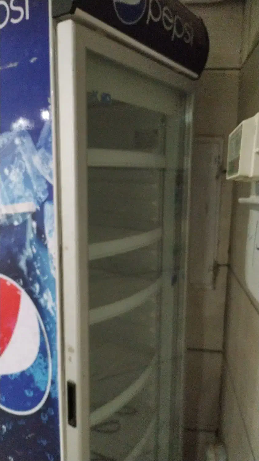 فروش یخچال سوپر مارکت|فروشگاه و مغازه|شیراز, شهرک بهشتی|دیوار