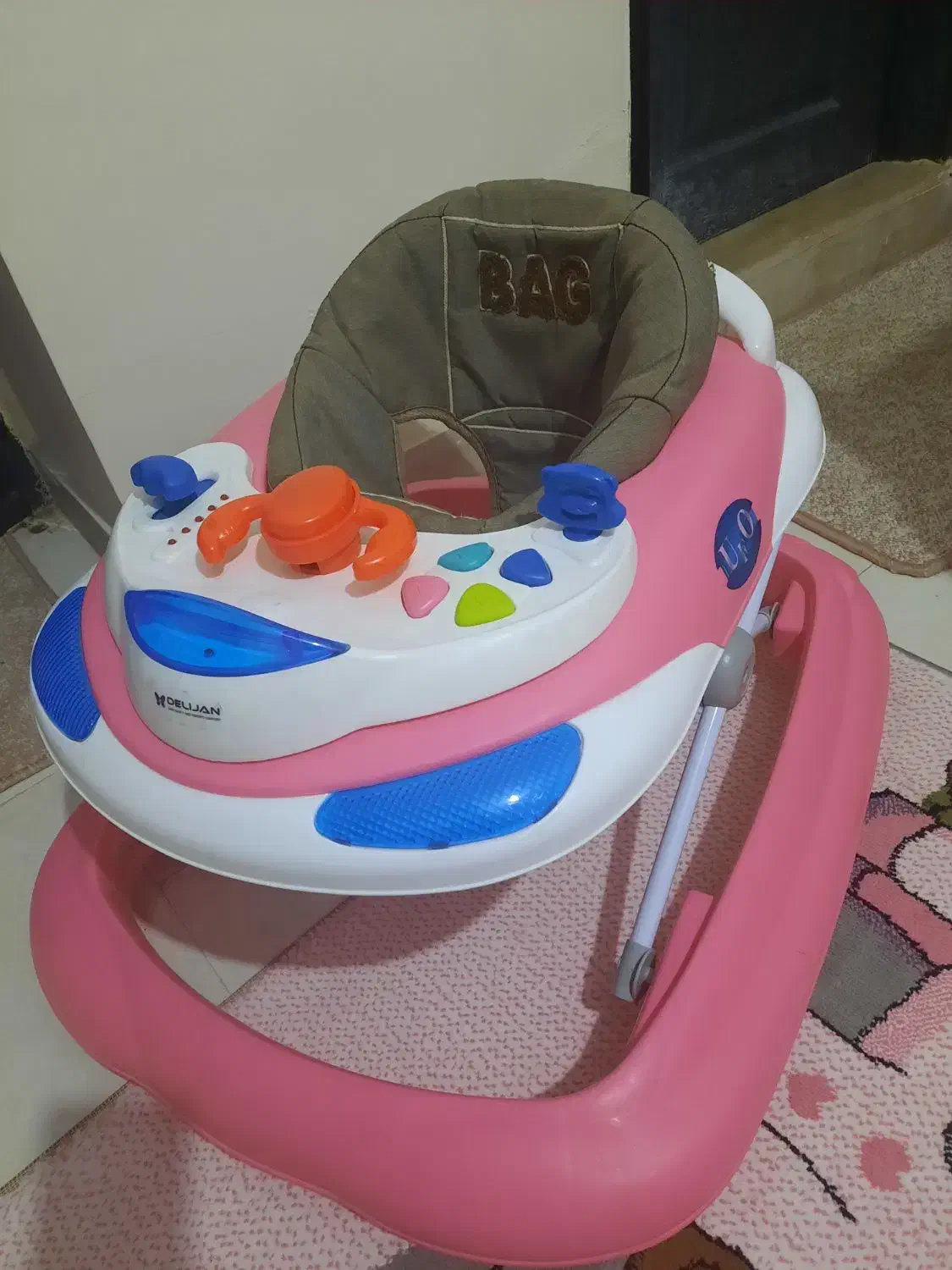 روروئک نو نو|کالسکه و لوازم جانبی|صفادشت, |دیوار