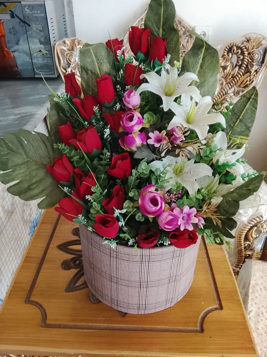 350|گل مصنوعی|مراغه, |دیوار
