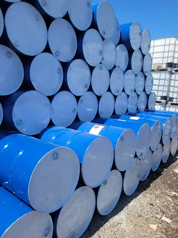 بشکه فلزی  وپلاستیکی  ۲۲۰ لیتری|ظروف نگهدارنده، پلاستیکی، یک‌بارمصرف|شیراز, درکی|دیوار