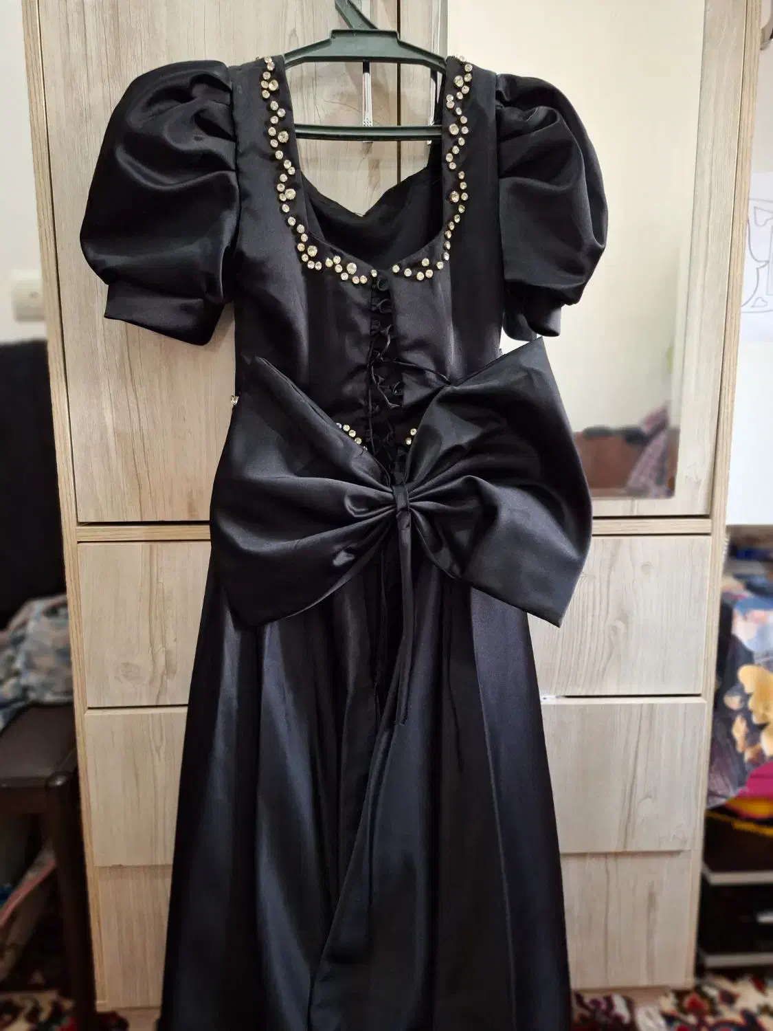 لباس مجلسی مشکی|لباس|سلماس, |دیوار