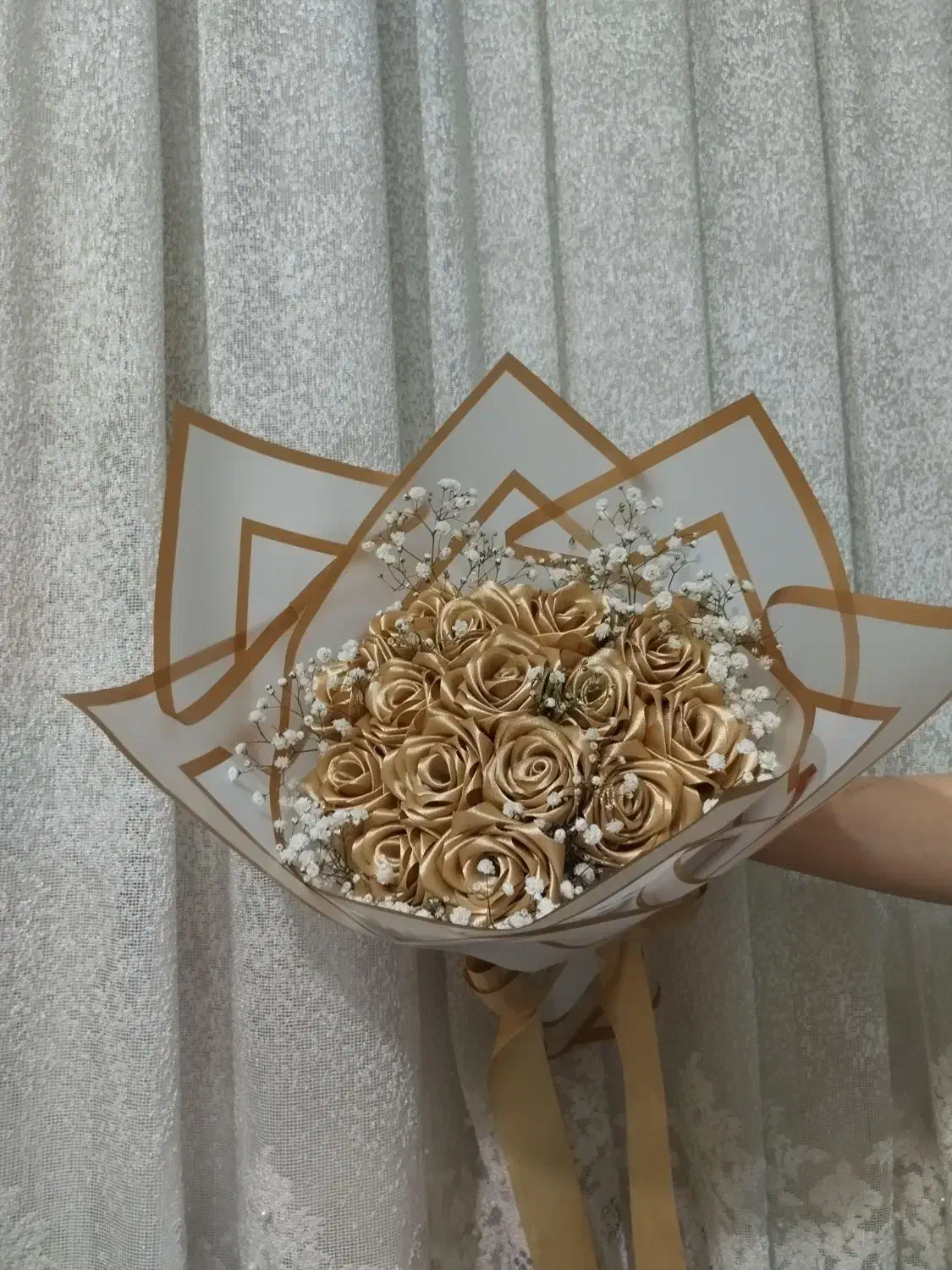 دسته گل روبان طلایی|گل مصنوعی|پاکدشت, خاتون آباد|دیوار