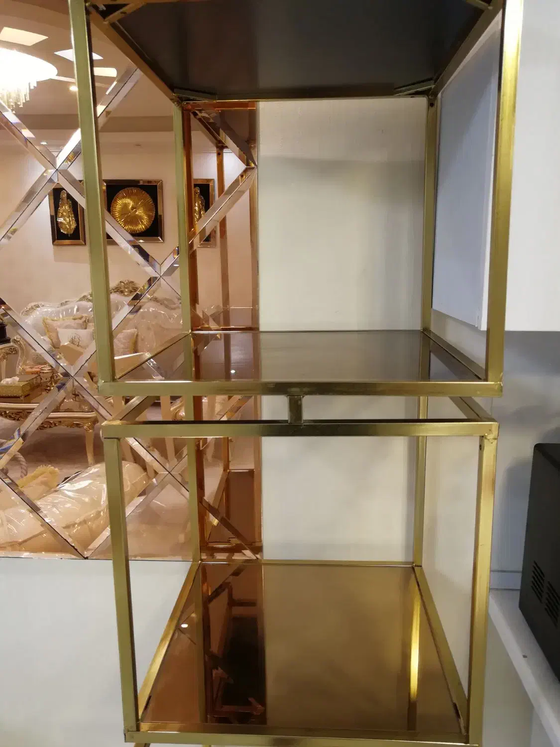 قفسه فلزی طلایی|کتابخانه، شلف، قفسه‌های دیواری|رشت, معلم|دیوار