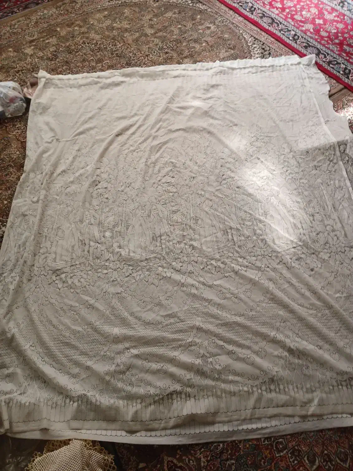 مجانی رایگان اشانتیون|لباس|نیشابور, عدالت|دیوار