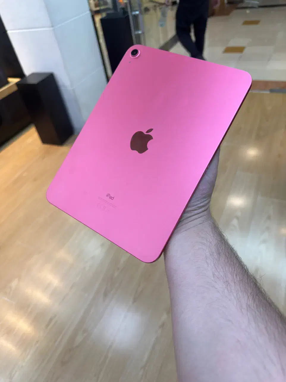 Ipad 10th 64 فقط اکتیو شده به همراه قاب اورجینال|تبلت|تهران, باغ فیض|دیوار