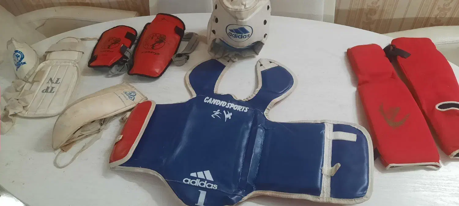 لوارم مبارزه تکواندو وشوو هوگو کلاه ساق بند|تجهیزات ورزشی|مشهد, شهید آوینی|دیوار