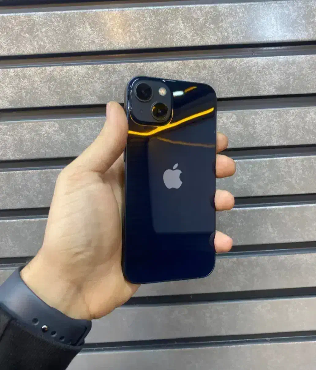 iPhone13 Normal 128g|موبایل|اصفهان, باغ دریاچه|دیوار