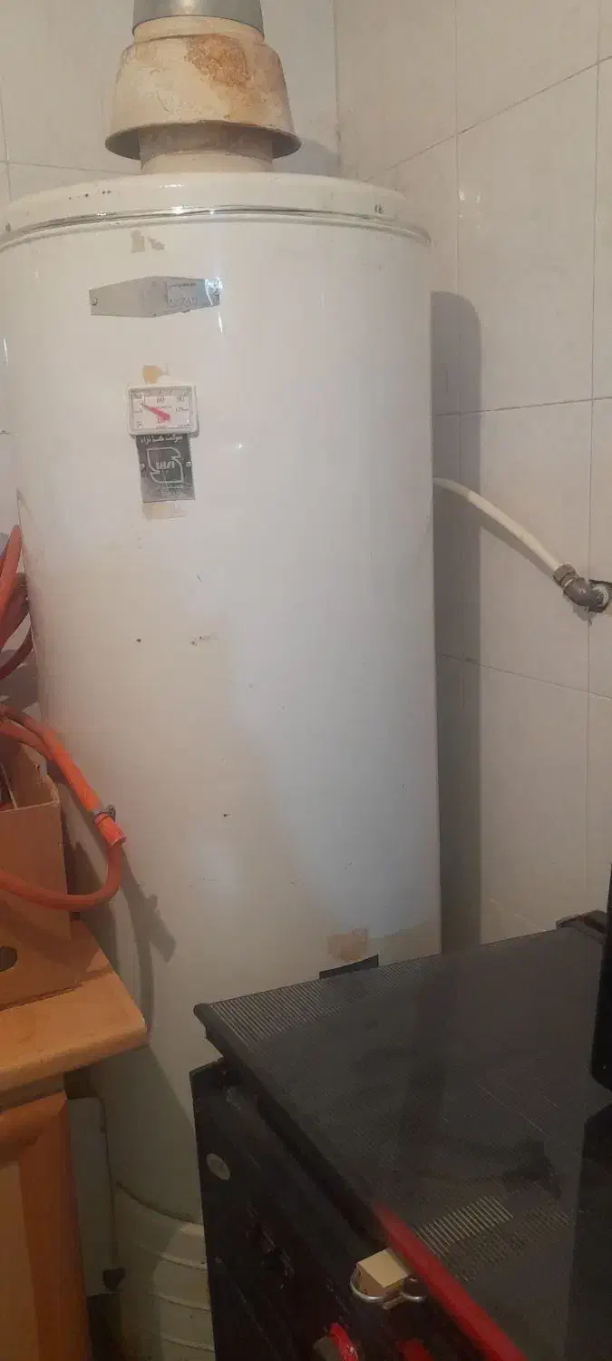 آبگرمکن سالم وتمیز|آبگرمکن، پکیج، شوفاژ|سمنان, |دیوار