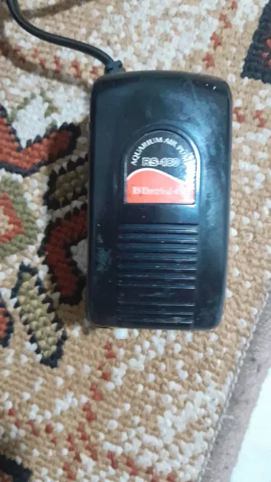 پمپ هوا تک لول در حد نو و یک بخاری|لوازم جانبی حیوانات|تهران, گلچین|دیوار