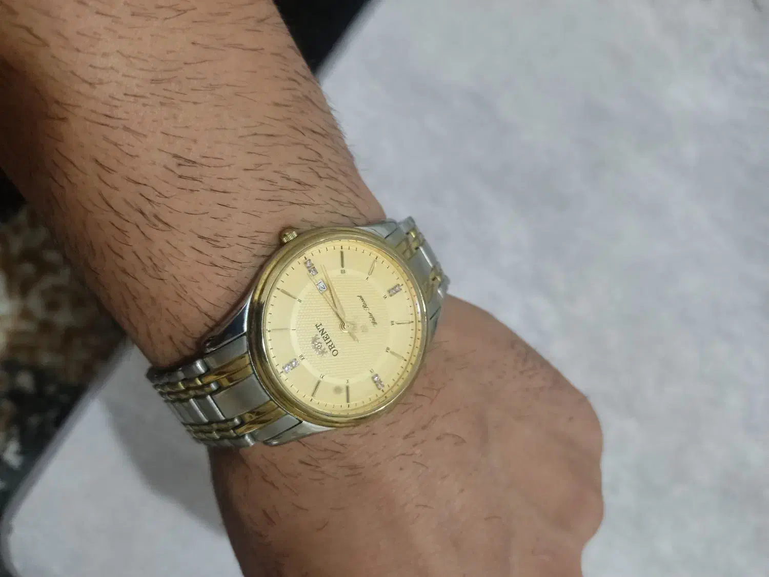 ساعت مچی|ساعت|چهارباغ, |دیوار