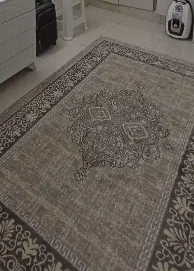 گلیم فرش در حد نو برای جهیزیه بوده|فرش|شهریار, شهریار|دیوار