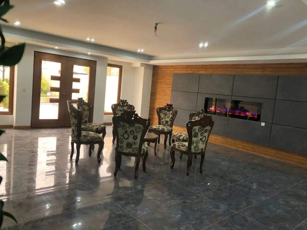 آپارتمان نوساز با لابی زیبا دولاین آسانسور(ناصری)|اجارهٔ آپارتمان|نور, |دیوار