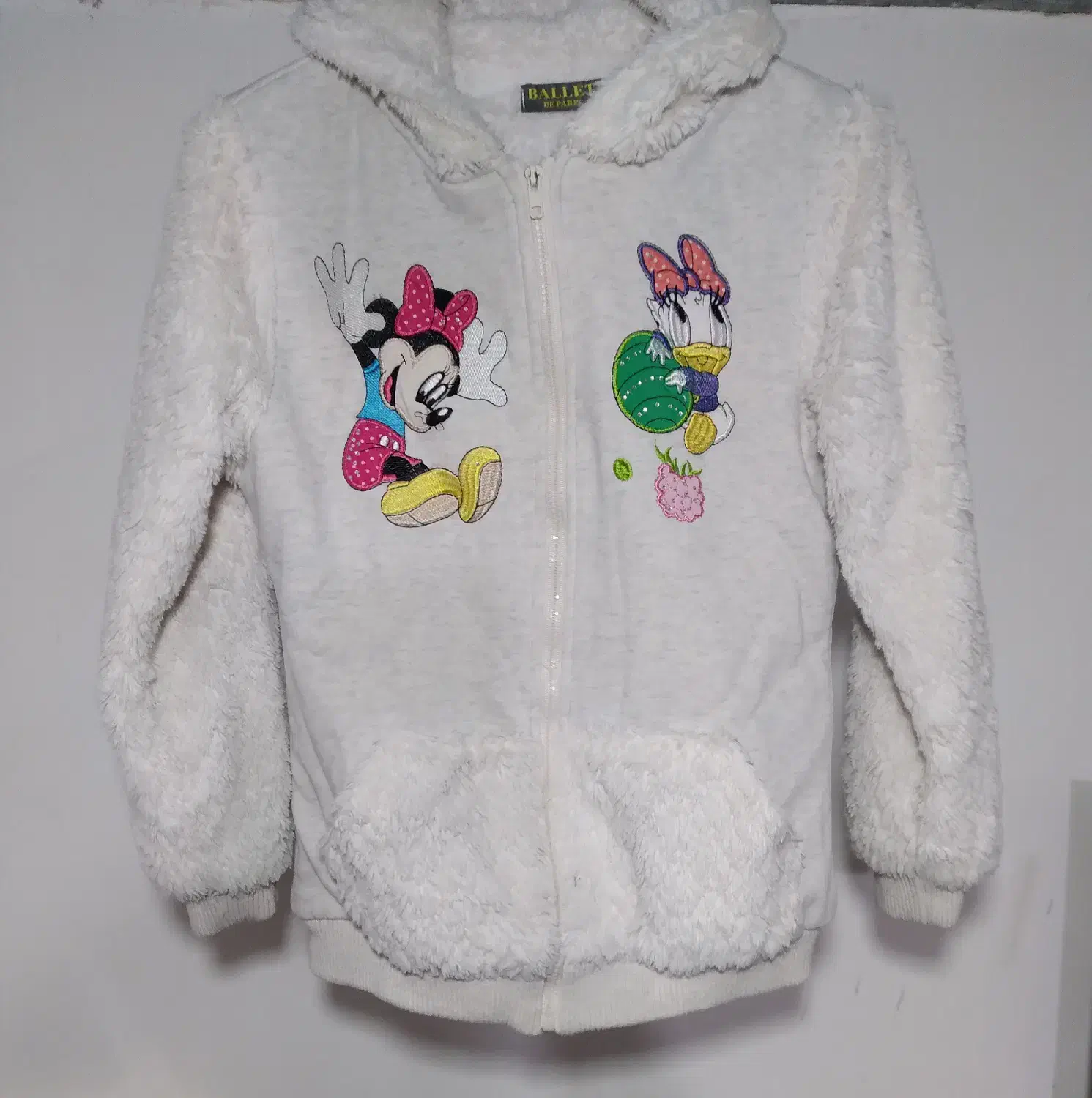 هودی|لباس|نهاوند, |دیوار