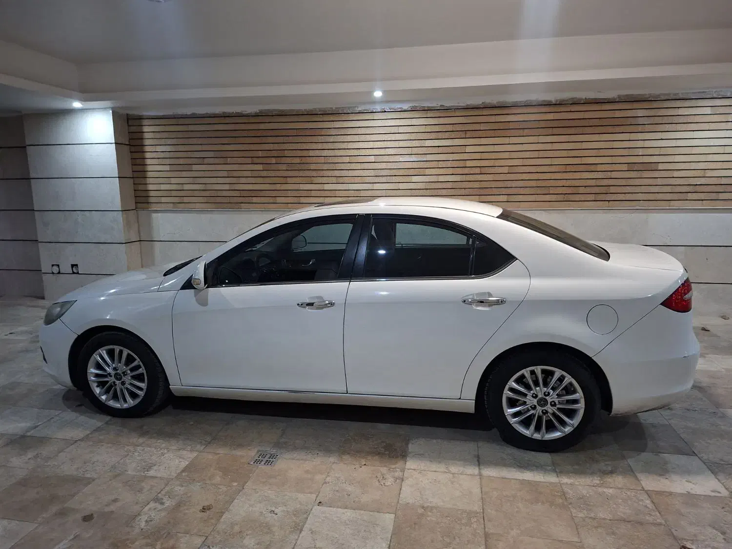 جک جی۵ مدل ۹۳ کاملا سالم|خودرو سواری و وانت|قم, پردیسان|دیوار