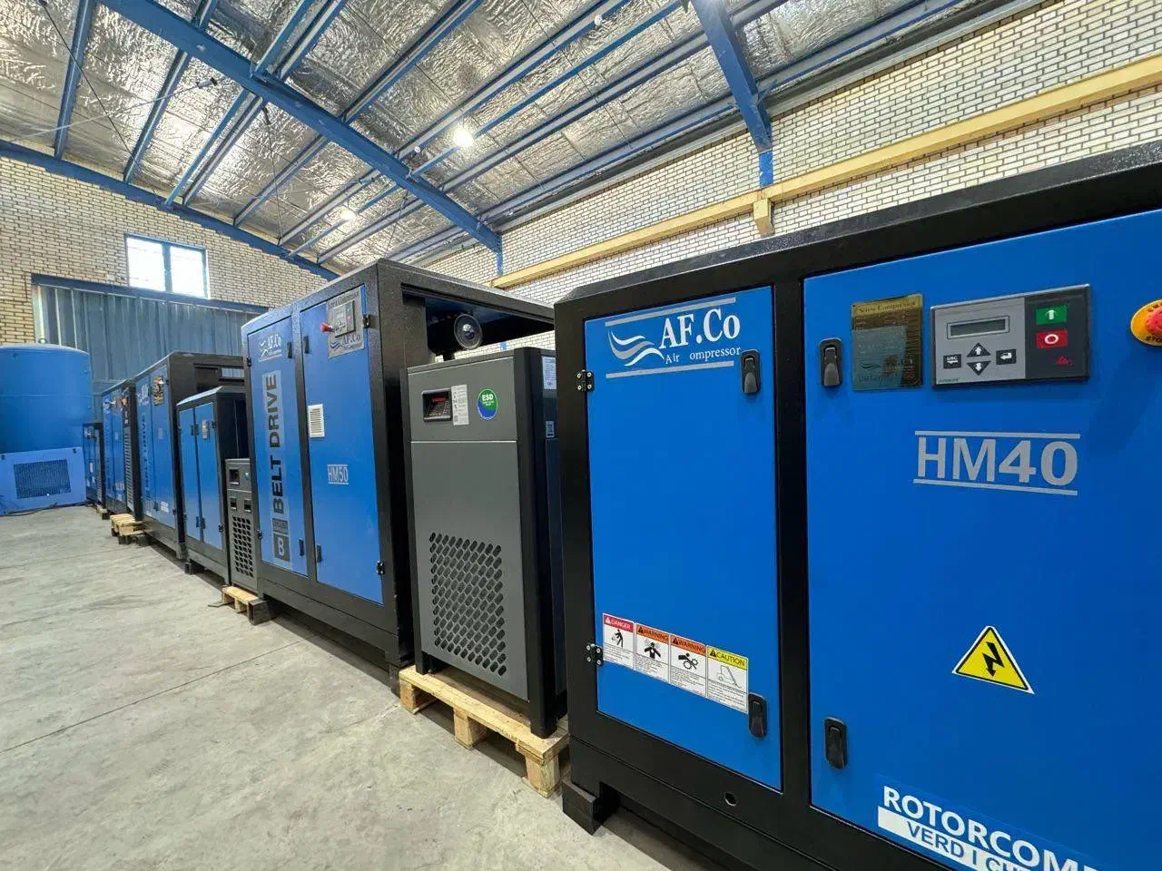 سندبلاست پمپ باد مخزن هوا کمپرسور اسکرو بوستر|ماشین‌آلات صنعتی|مشهد, آیت الله خامنه‌ای|دیوار