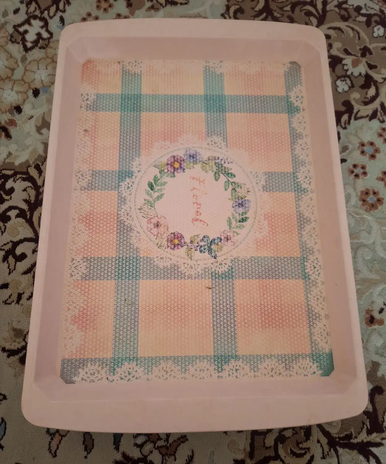 سینی پلاستیکی۳۰۰ هزارتومان|ظروف سرو و پذیرایی|لنگرود, |دیوار