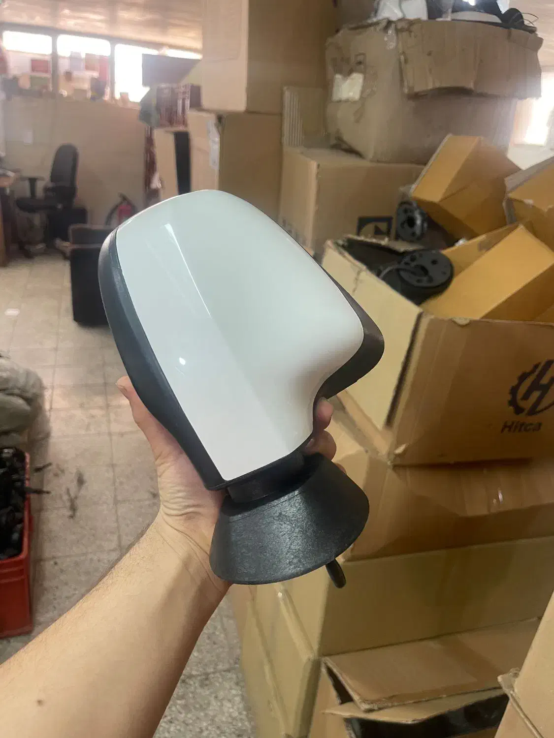 آینه بغل ال 90 ساندرو داستر سیمبل تندر 90|قطعات یدکی و لوازم جانبی|تهران, شکوفه (عبدل آباد)|دیوار