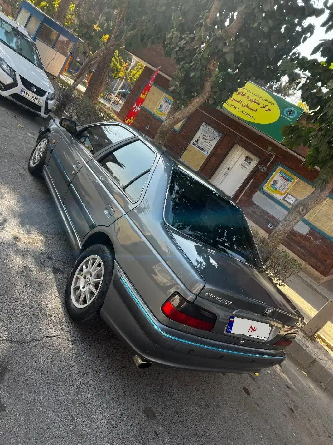 پارس ۹۳ در حد خشک بی رنگ|خودرو سواری و وانت|کرج, دولتآباد|دیوار