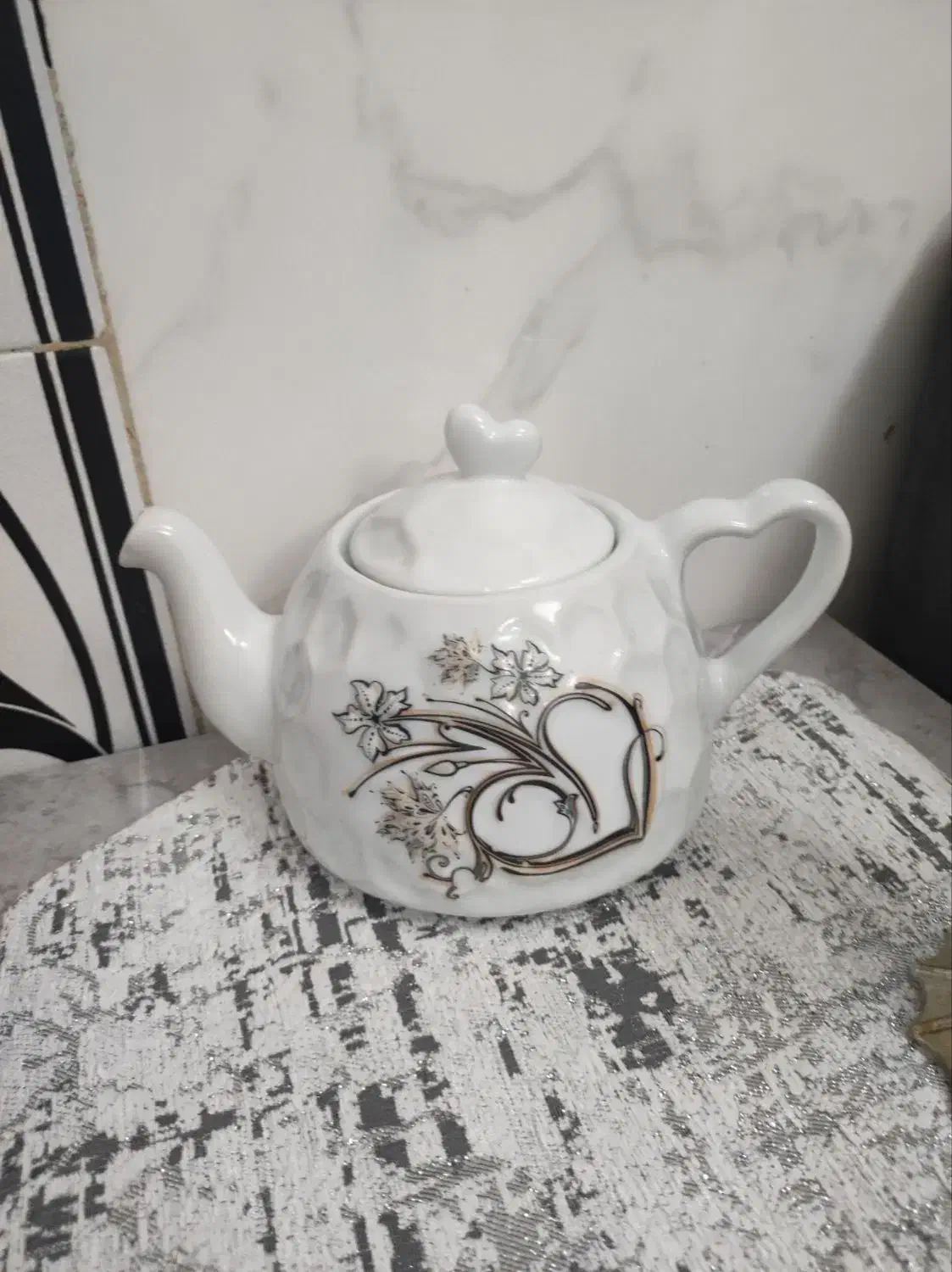 قوری چینی|قوری، کتری، قهوه‌ساز دستی|نهاوند, |دیوار