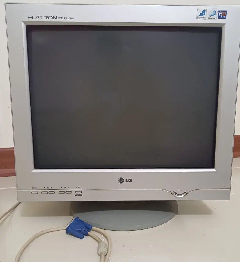 مانیتور LG|قطعات و لوازم جانبی رایانه|قم, پردیسان|دیوار