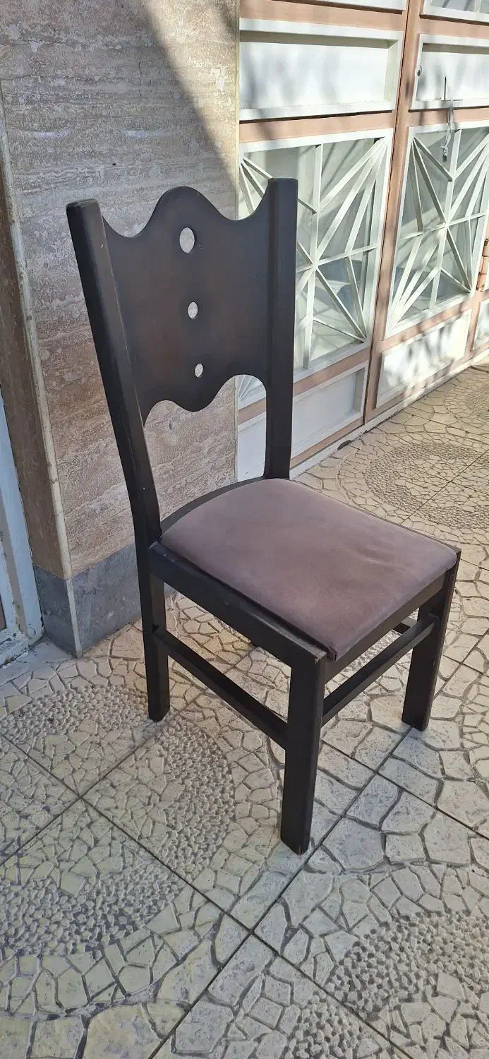 صندلی چوبی دست دوم سالم|میز و صندلی غذاخوری|اردبیل, |دیوار