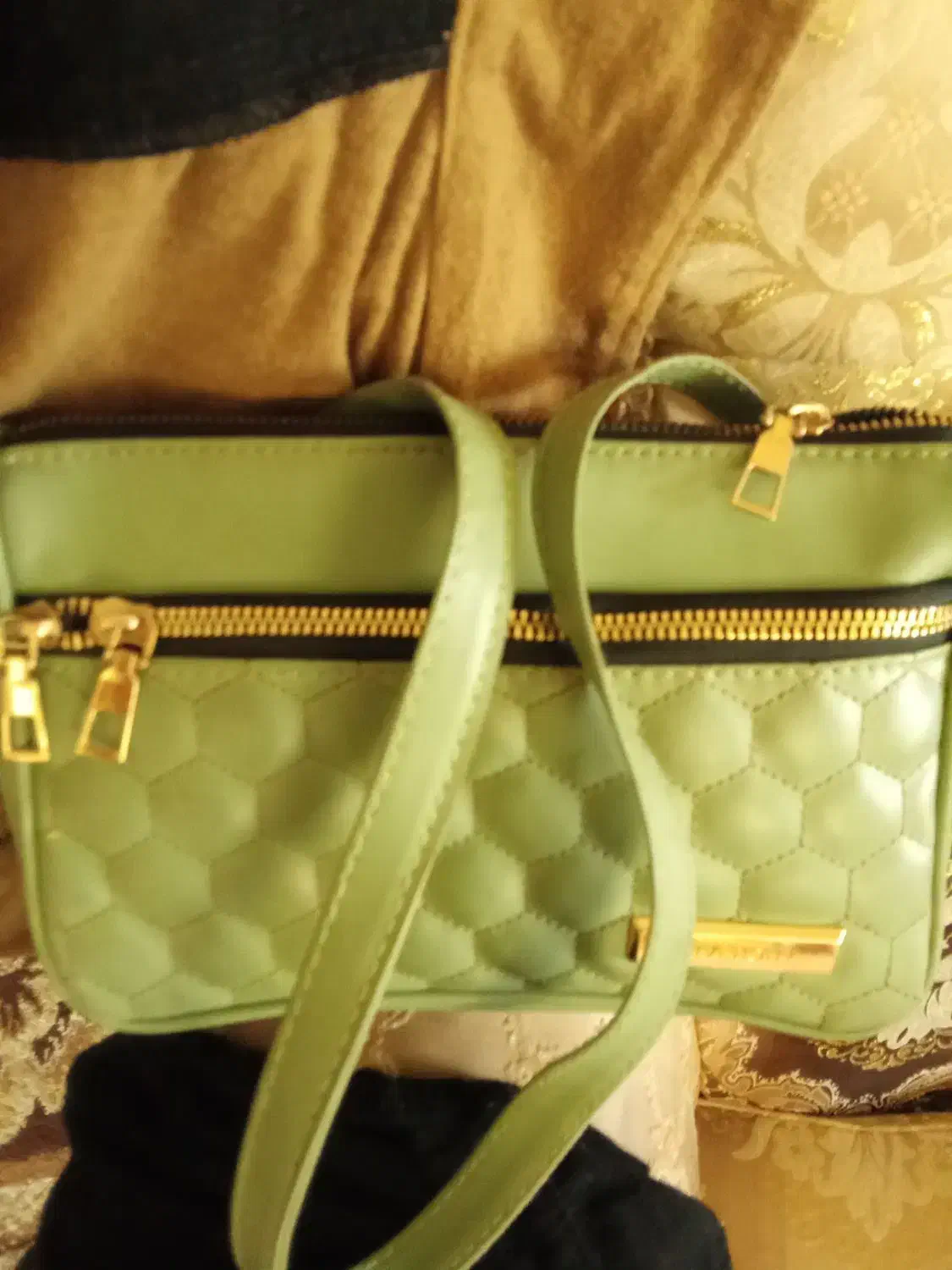 کیف چند زیب و کم حجم|کیف، کفش، کمربند|شهریار, شهرک وائین|دیوار