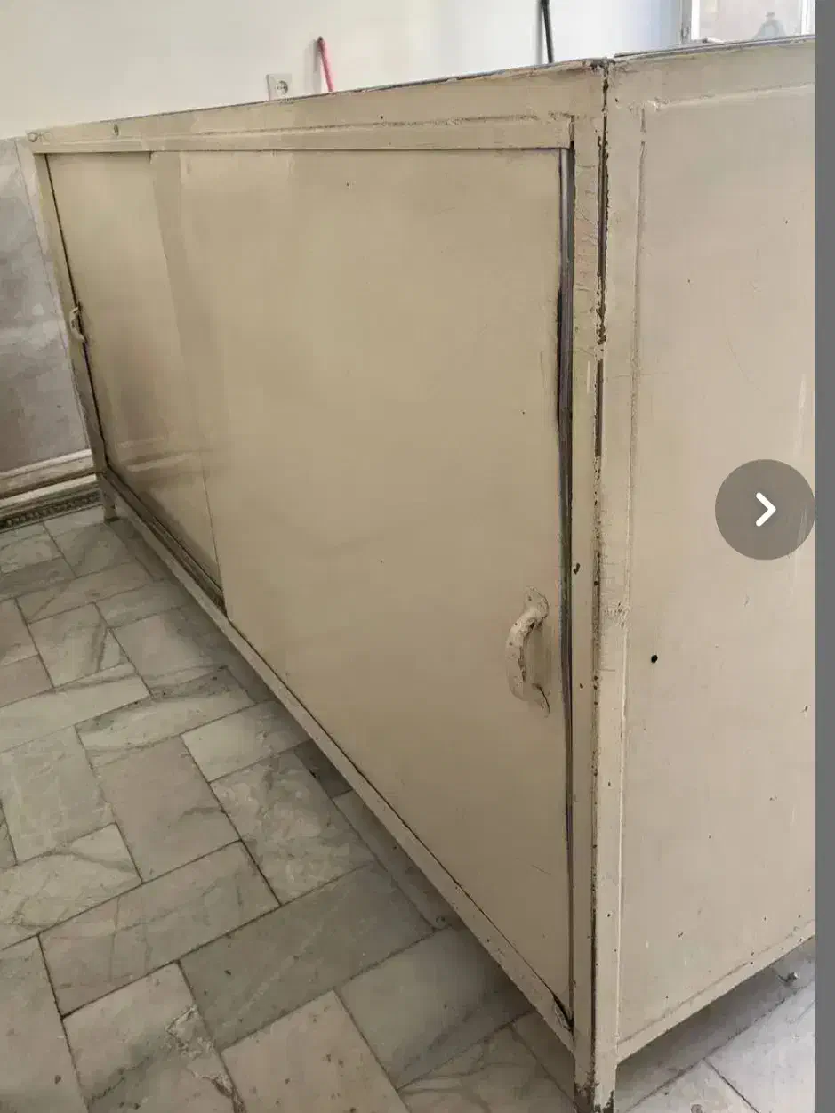 ویترین فلزی مناسب برای لوازم یدکی|فروشگاه و مغازه|بردسیر, |دیوار