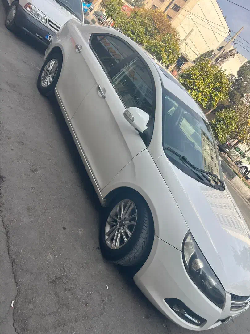 جک j5 اتومات مدل 93|خودرو سواری و وانت|شیراز, هفت تنان|دیوار