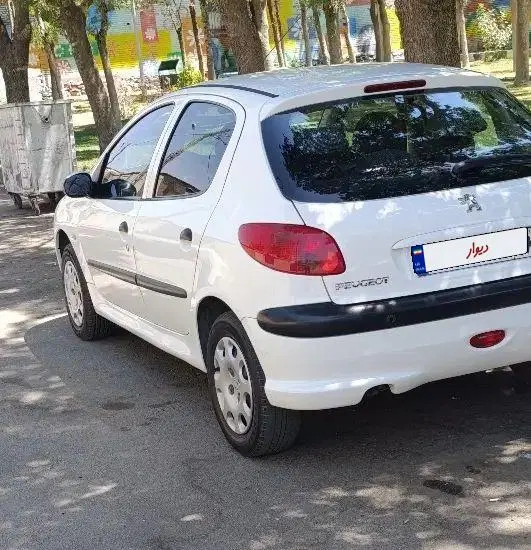 206|خودرو سواری و وانت|همدان, |دیوار