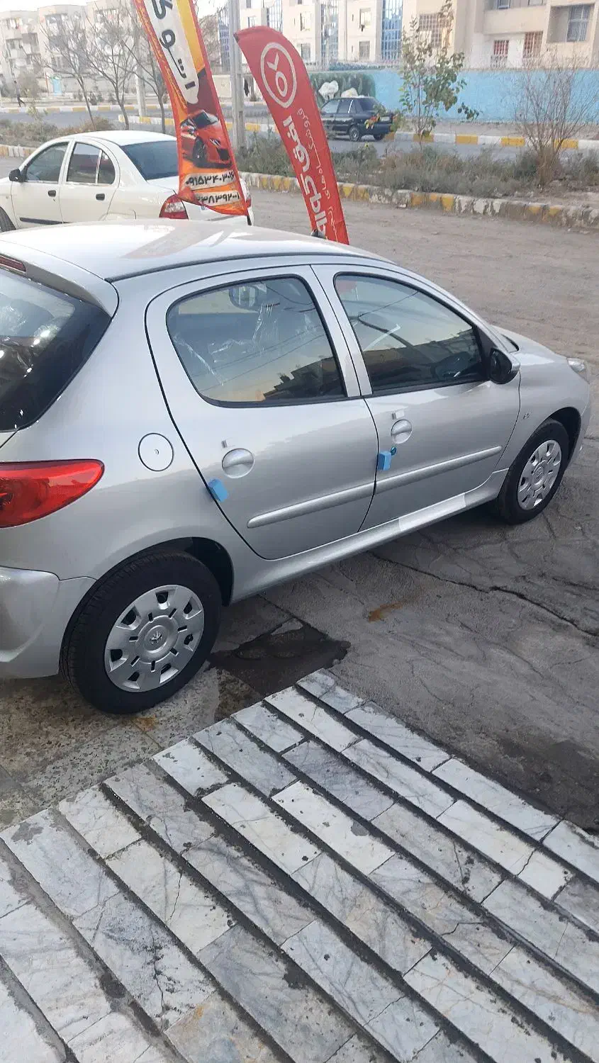 ۲۰۷   سقف فلز|خودرو سواری و وانت|زاهدان, |دیوار