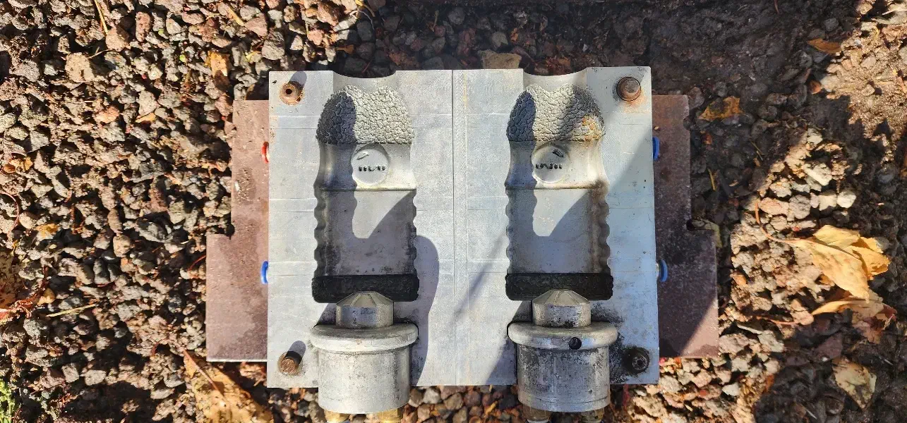 قالب پت انواع مختلف بطری پلاستیکی|ماشینآلات صنعتی|تهران, ترمینال غرب|دیوار