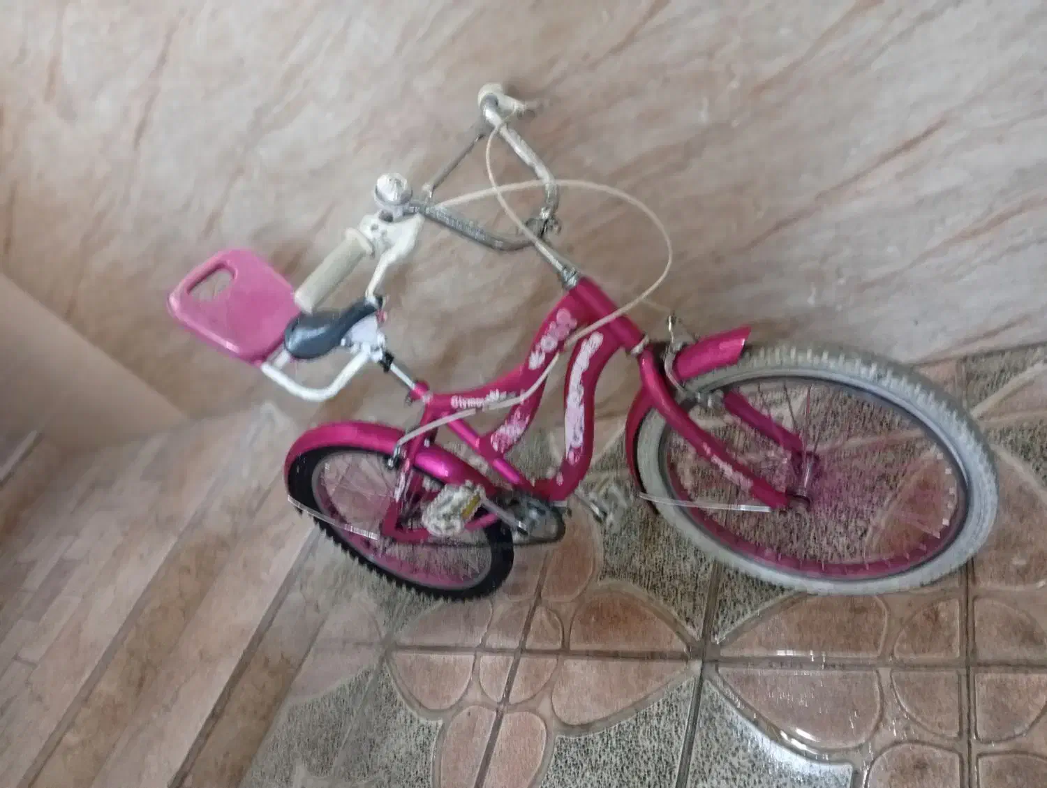 دوچرخه دخترانه سایز ۲۰|دوچرخه، اسکیت، اسکوتر|شهریار, کهنز|دیوار