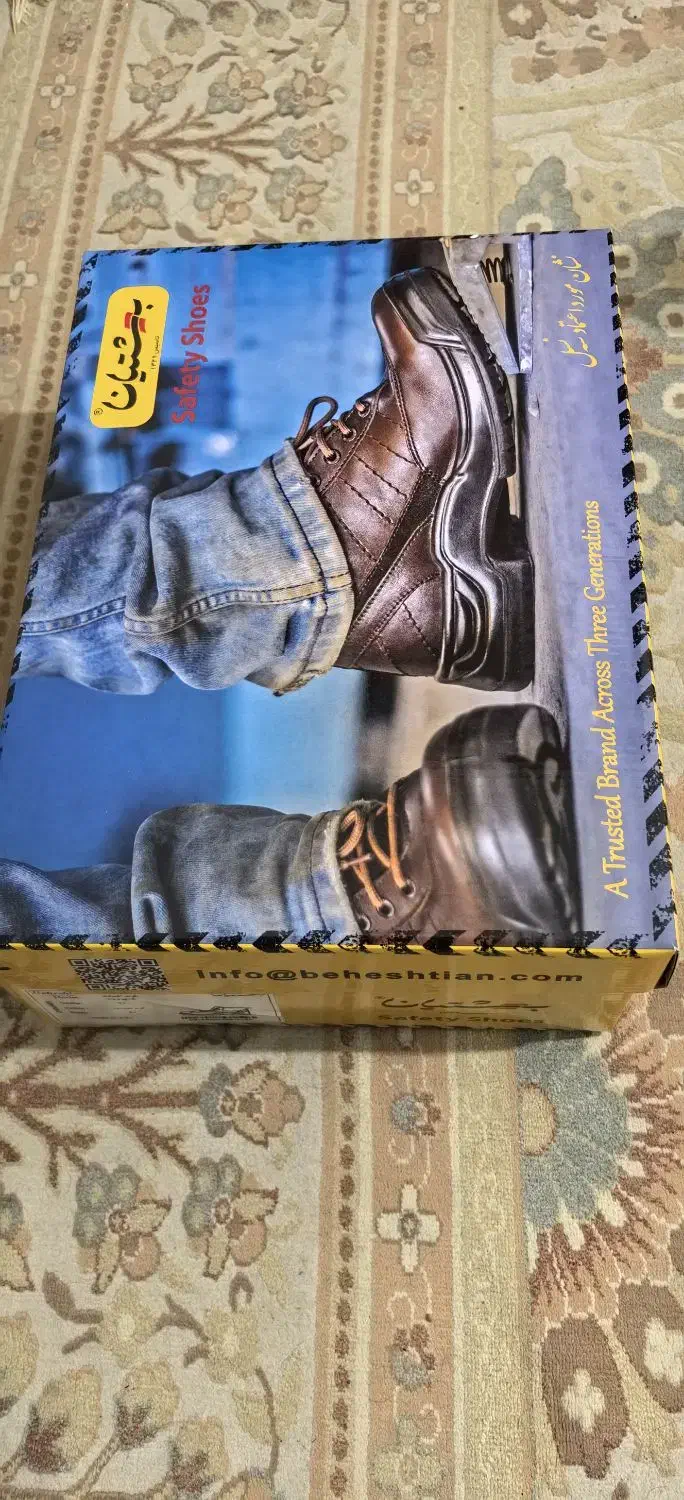 کفش کار سایز۴۲|کیف، کفش، کمربند|سیرجان, |دیوار