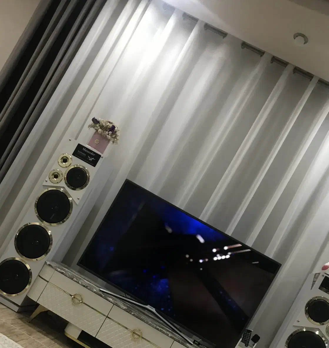 پرده حریر ساده ومخمل ترک|پرده، رانر، رومیزی|سبزوار, کاشفی شمالی (دادگستری)|دیوار