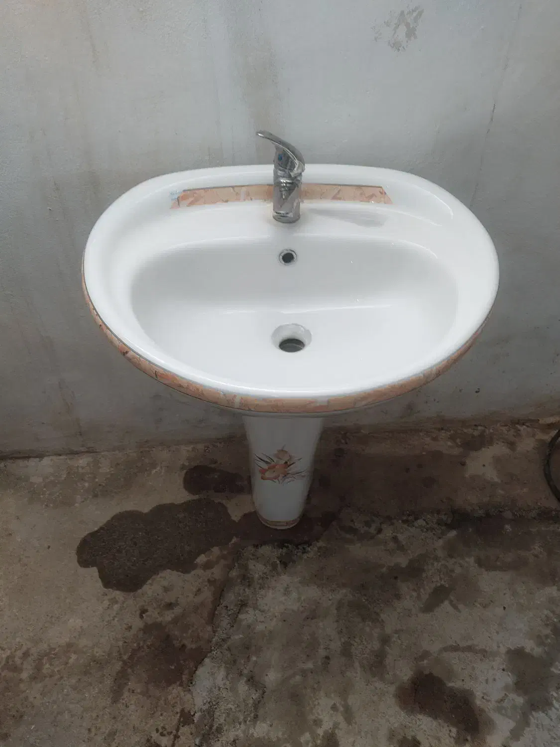 فروش روشویی|لوازم سرویس بهداشتی|بروجرد, |دیوار