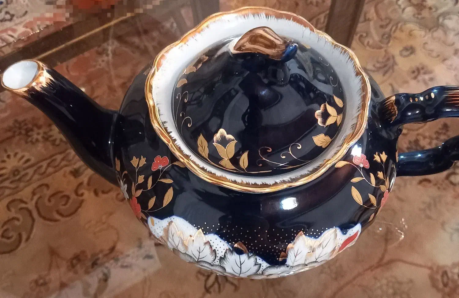 قوری سرمه ای لاجوردی طلاکوب|قوری، کتری، قهوهساز دستی|تالش, هشتپر|دیوار