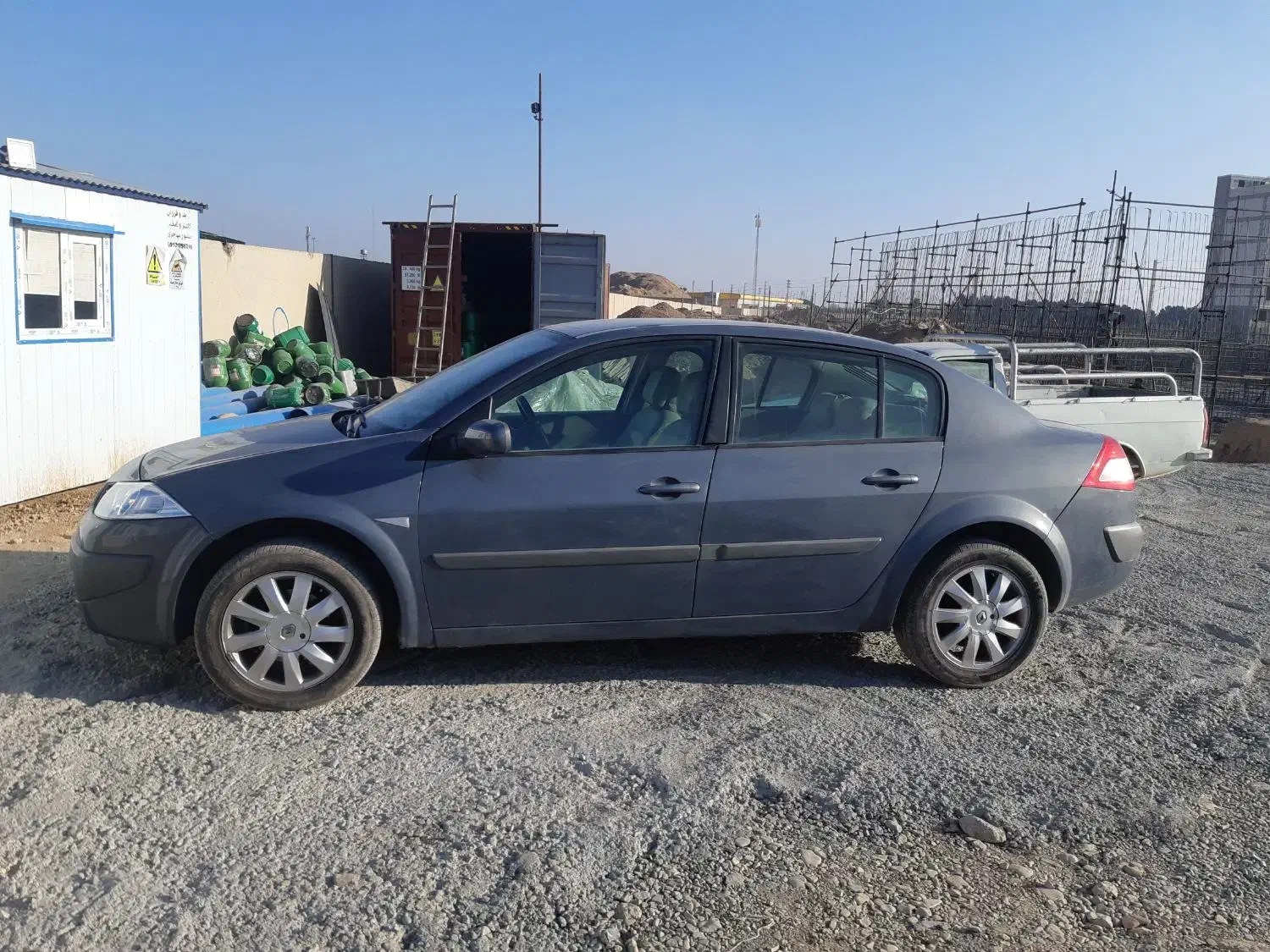 رنو مگان ۲۰۰۰ مدل ۹۰ تمیز و بدون تصادف|خودرو سواری و وانت|تهران, جیحون|دیوار