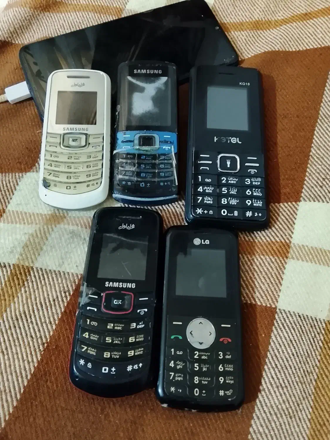 کوش ها سالمه کارکرد دانه 500تومن|موبایل|رشت, معلولین|دیوار