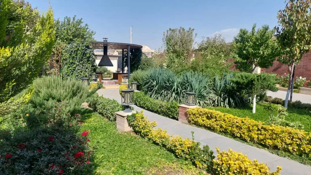 اجاره روزانه ویلا با استخر آبگرم (مالک)|اجارهٔ کوتاهمدت ویلا و باغ|شهریار, شهرک وائین|دیوار