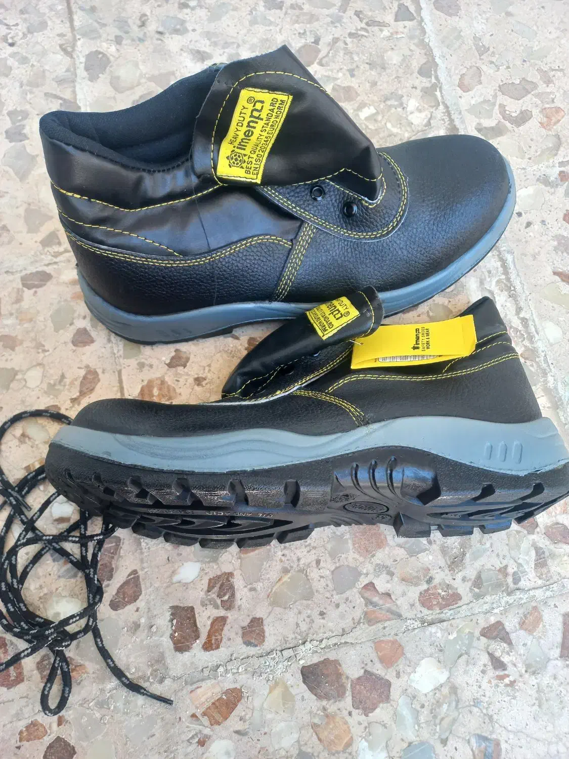 کفش و لباس|کیف، کفش، کمربند|سمنان, |دیوار