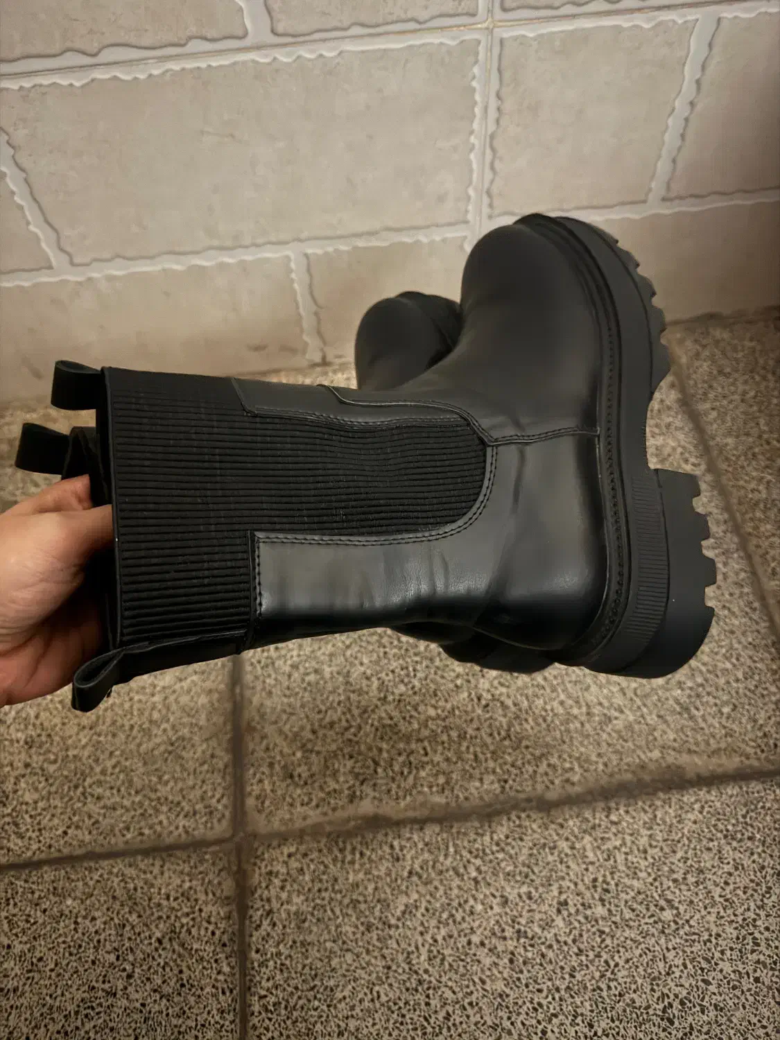 نیم بوت|کیف، کفش، کمربند|یزد, |دیوار