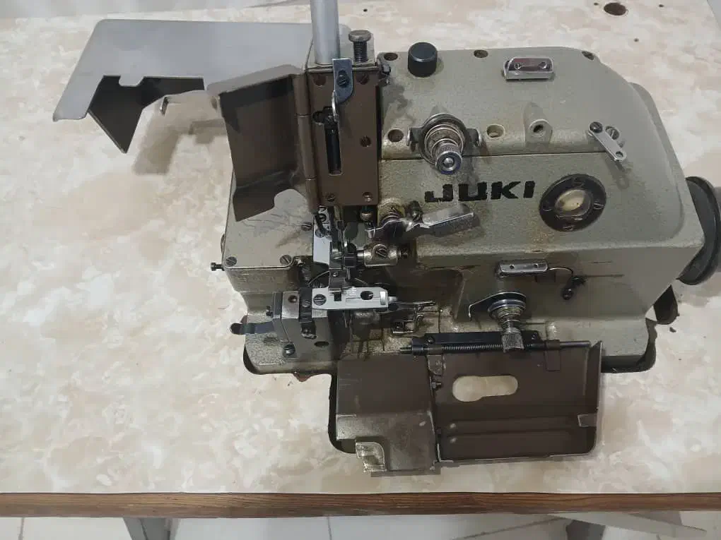 سردوز ژوکی 3 نخ ژاپنی در حد صفر|چرخ خیاطی و ریسندگی|مریوان, |دیوار