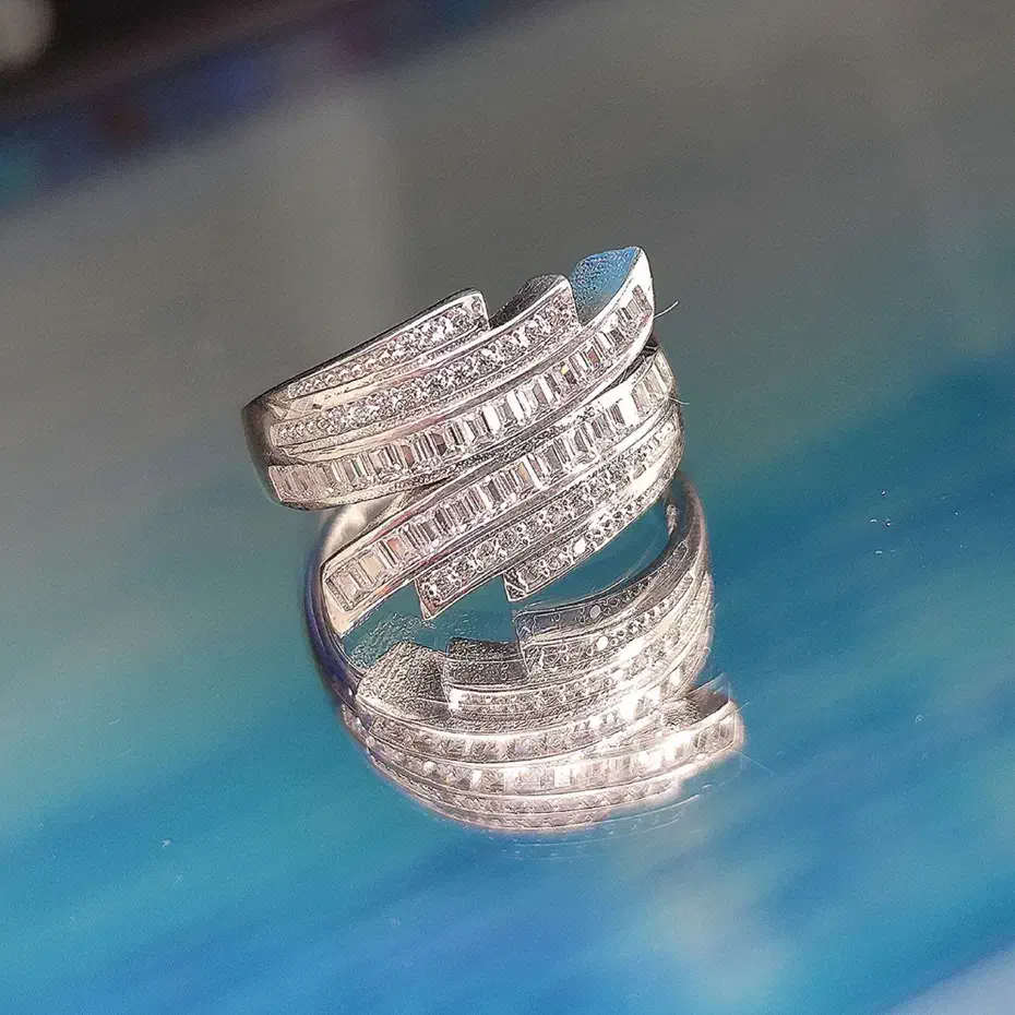 انگشتر جواهر تمام نقره چپ و راستی عین طلا کادو خاص|بدلیجات|تبریز, |دیوار