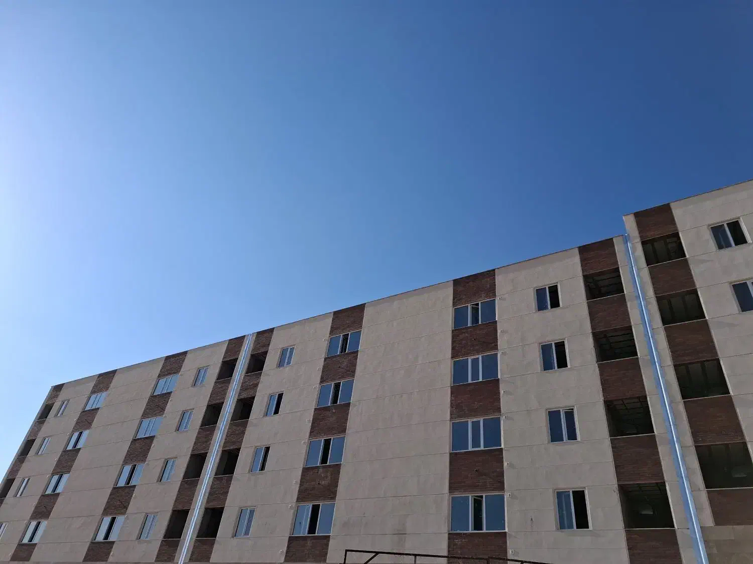 واحد ۹۵ متری پارکینگ دار|فروش آپارتمان|پرند, فاز ۶|دیوار