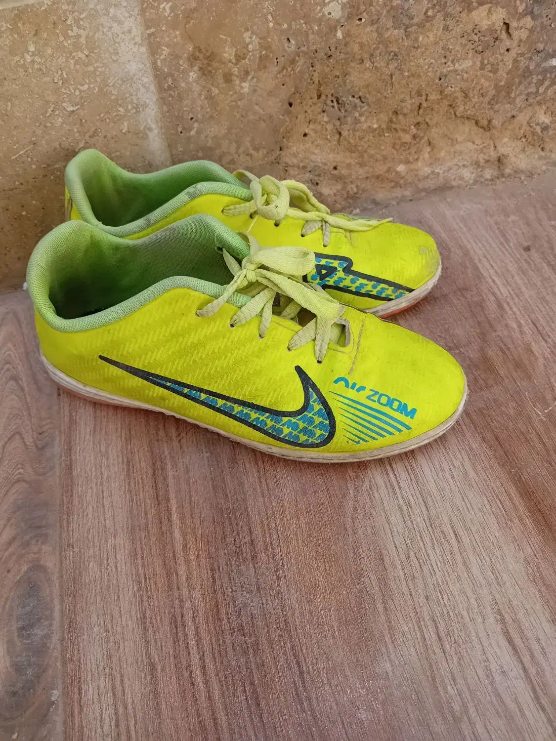 کفش فوتسال|ورزش‌های توپی|یزد, |دیوار