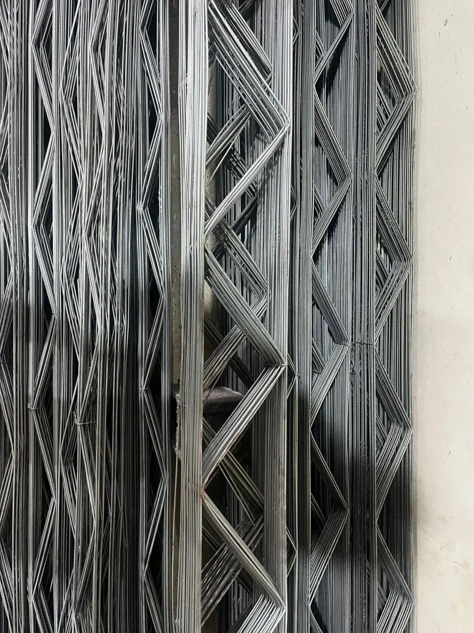 تولید و فروش میلگرد بستر با ورق درجه یک گالوانیزه|مصالح و تجهیزات ساختمان|رویان, |دیوار