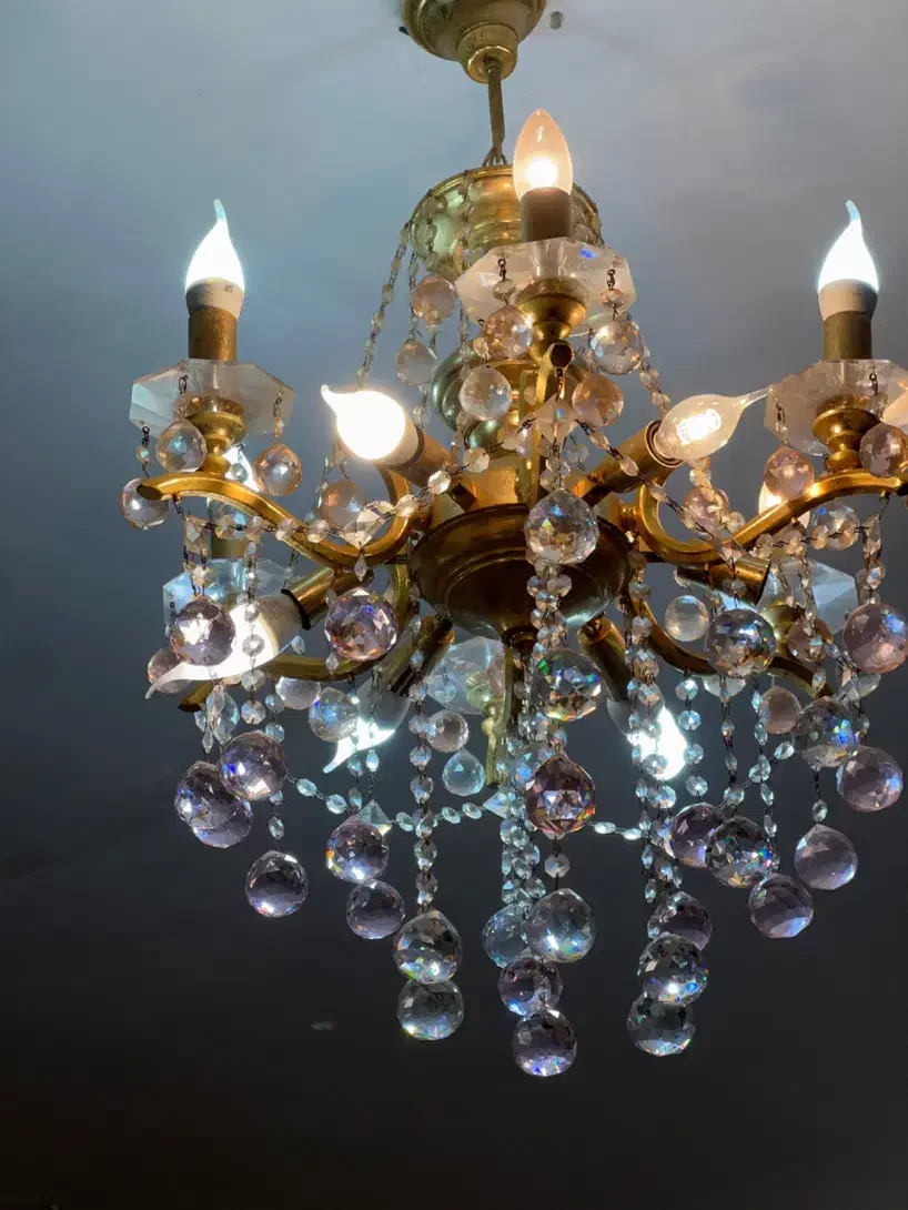 لوستر|لوستر و چراغ آویز|رشت, رشتیان|دیوار