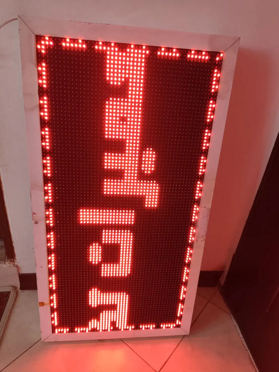 تابلو روان عالی و قرمز رنگ|فروشگاه و مغازه|شیراز, بهارستان|دیوار